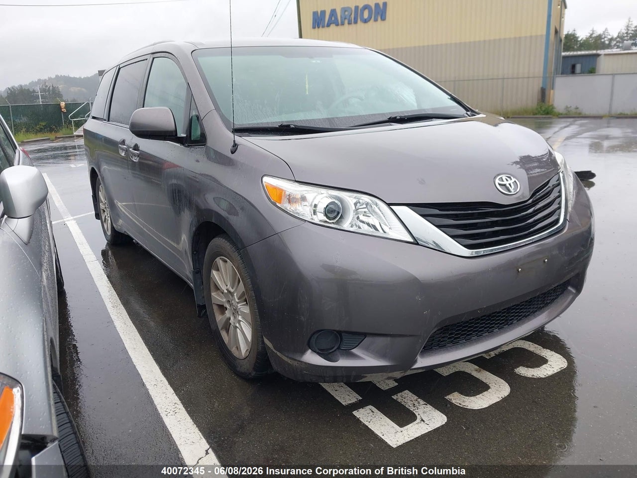 5TDJK3DC1CS038391 · 2012 TOYOTA SIENNA LE