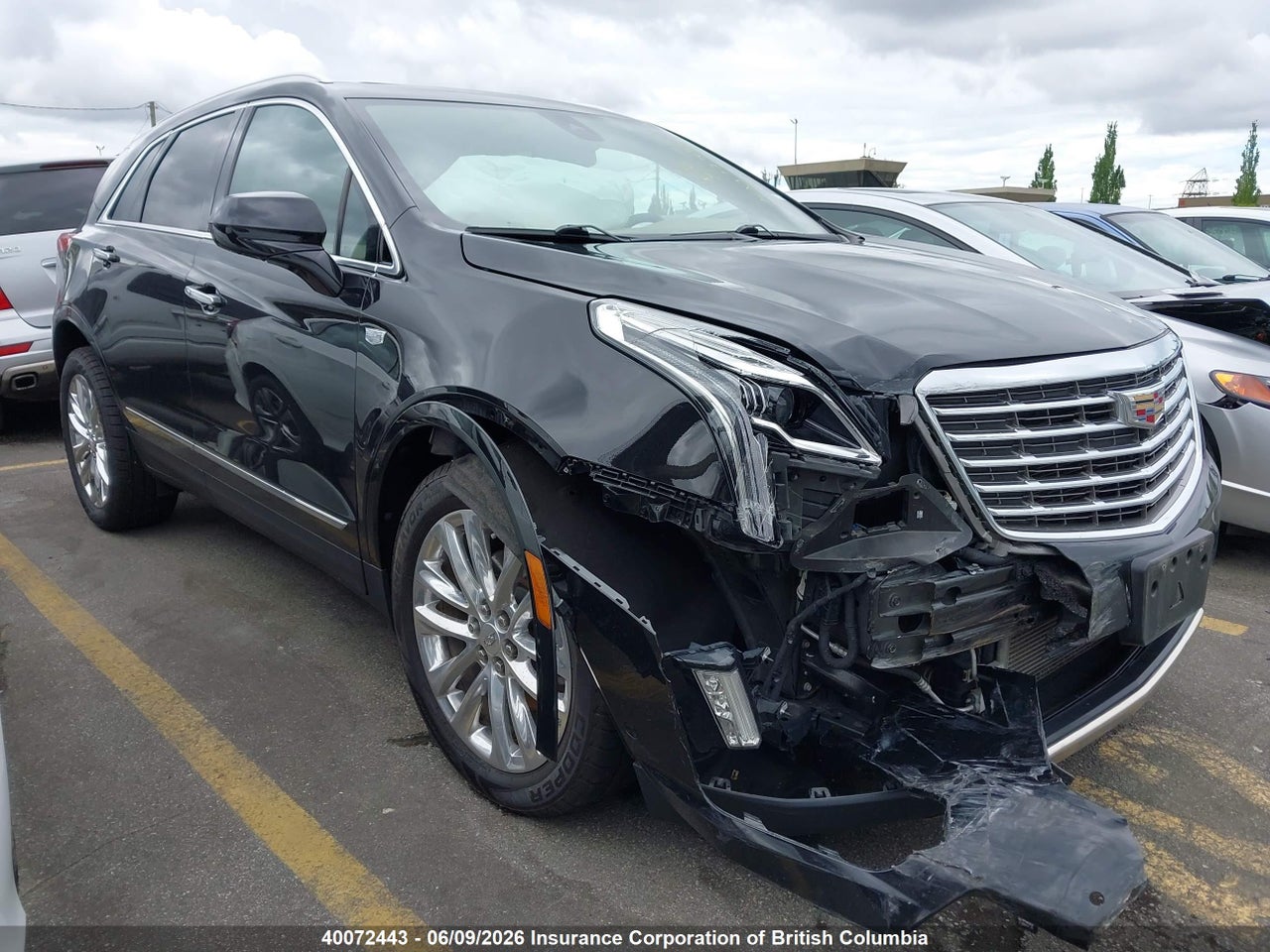 1GYKNFRS6HZ250829 · 2017 CADILLAC XT5 PLATINUM