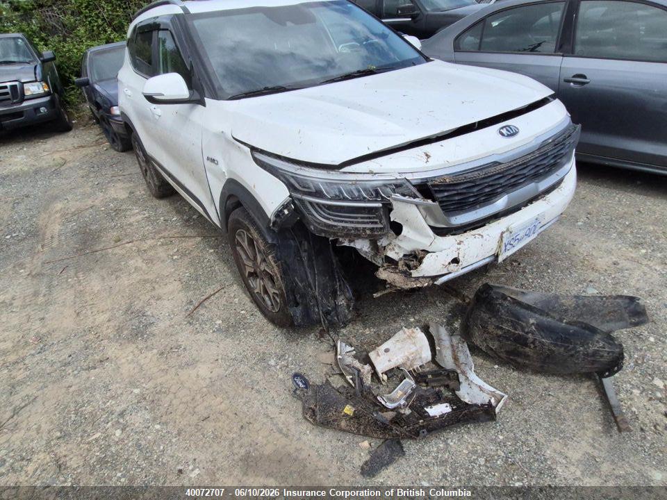 KNDERCAA2M7228017 · 2021 KIA SELTOS EX