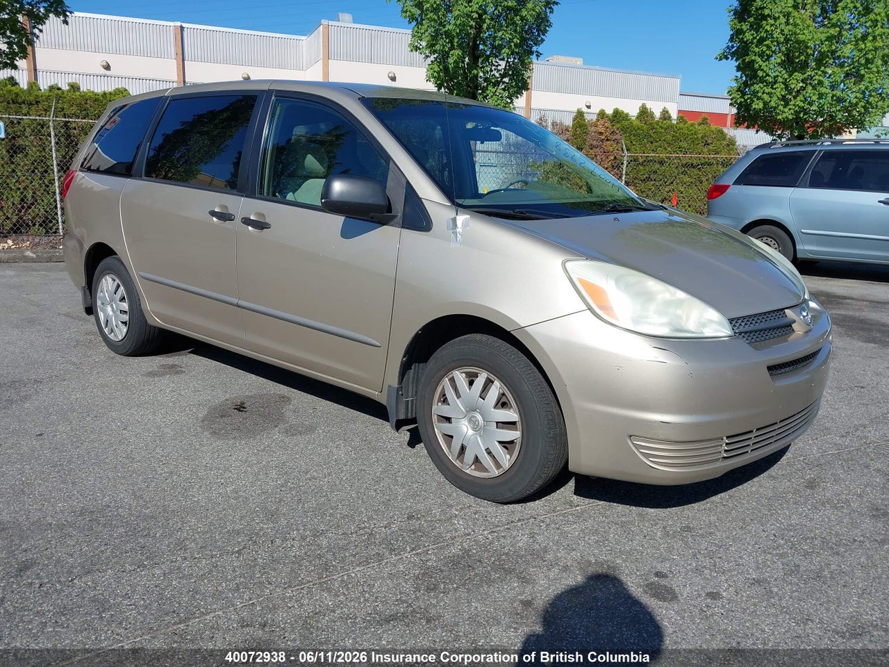 5TDZA29C04S016246 · 2004 TOYOTA SIENNA CE