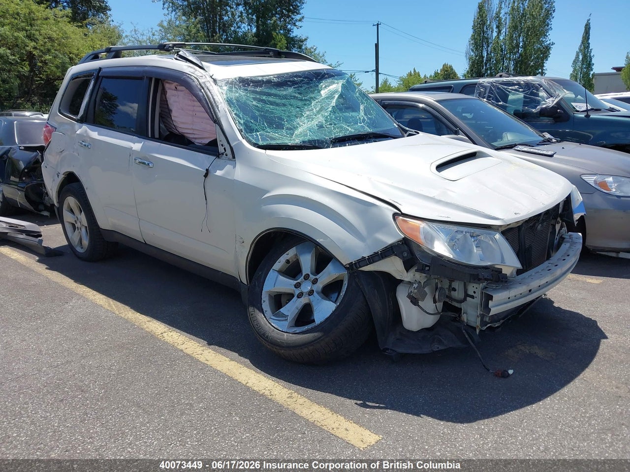 JF2SHHEC0BH761104 · 2011 SUBARU FORESTER LIMITED
