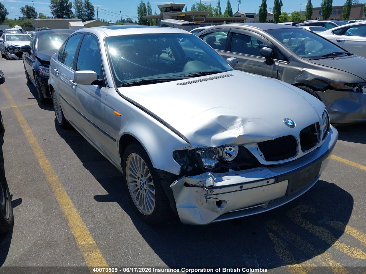 WBAEW53482PG16006 · 2002 BMW 330XI