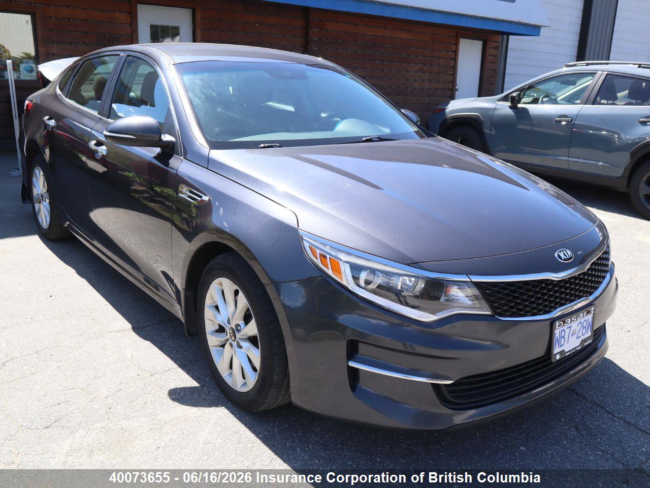 5XXGT4L33JG179914 · 2018 KIA OPTIMA LX/S