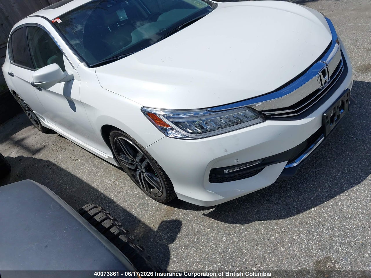 1HGCR2F0XGA806777 · 2016 HONDA ACCORD EX