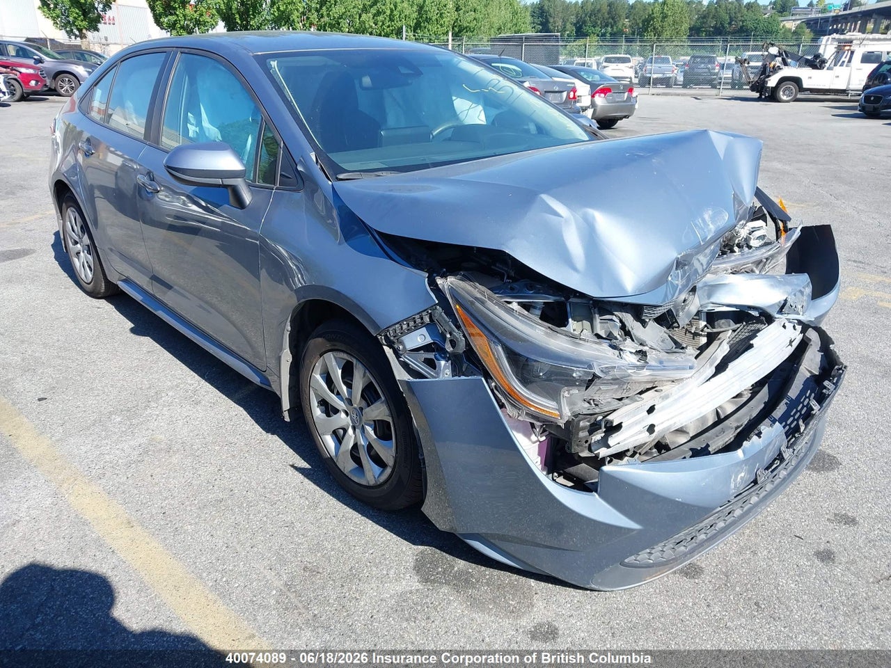 5YFBPMBE0NP315978 · 2022 TOYOTA COROLLA LE/XLE