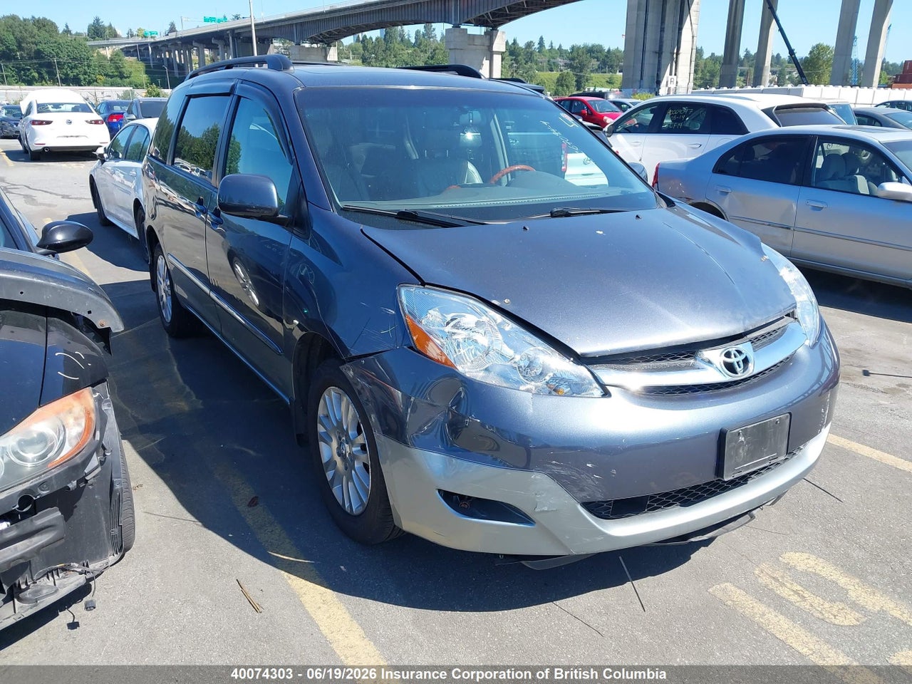 5TDBK22C58S018198 · 2008 TOYOTA SIENNA XLE/XLE LIMITED