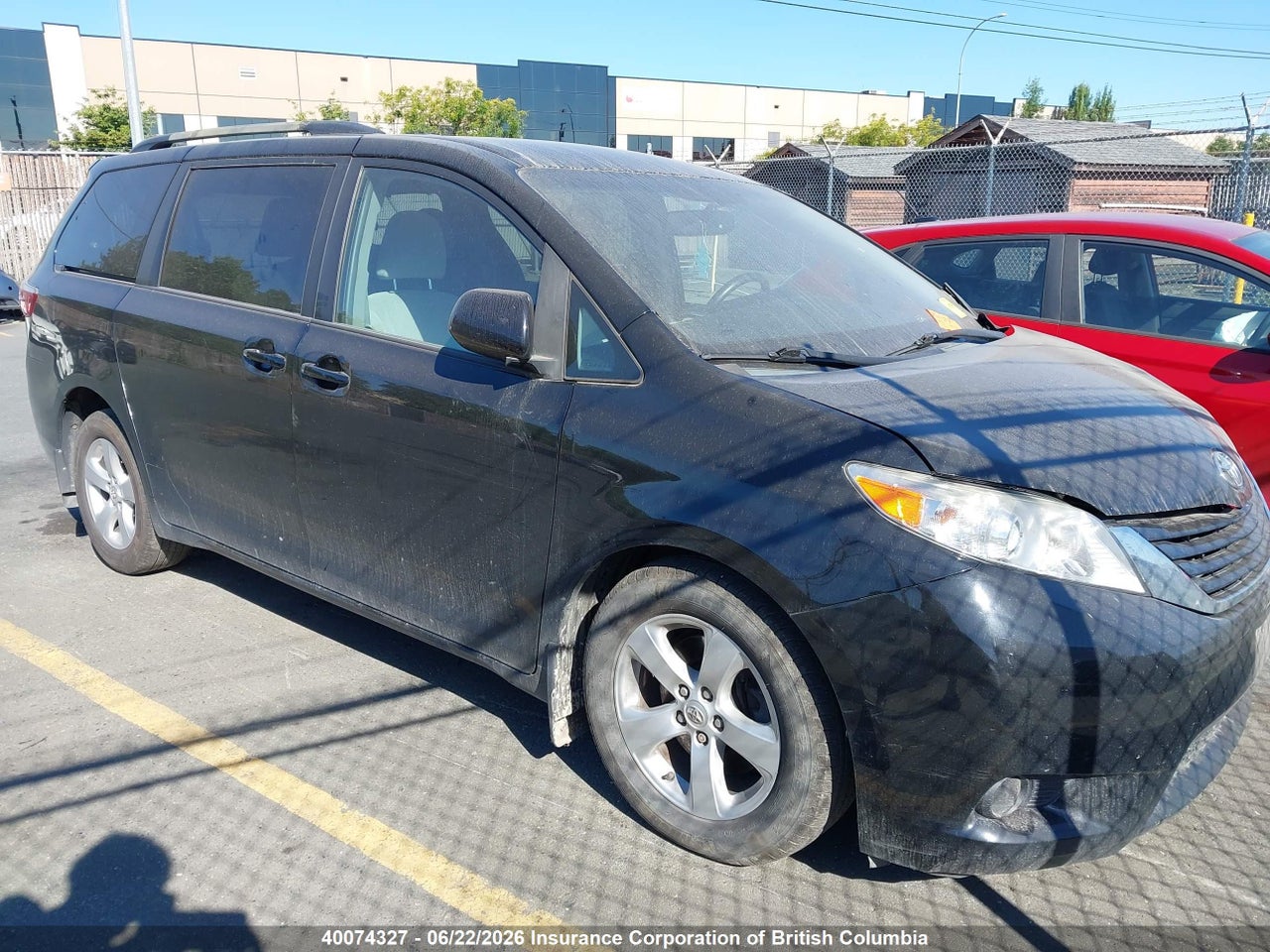 5TDKK3DC0FS535702 · 2015 TOYOTA SIENNA LE