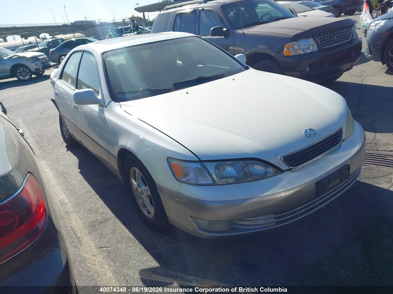 JT8BF28G3X0208760 · 1999 LEXUS ES 300