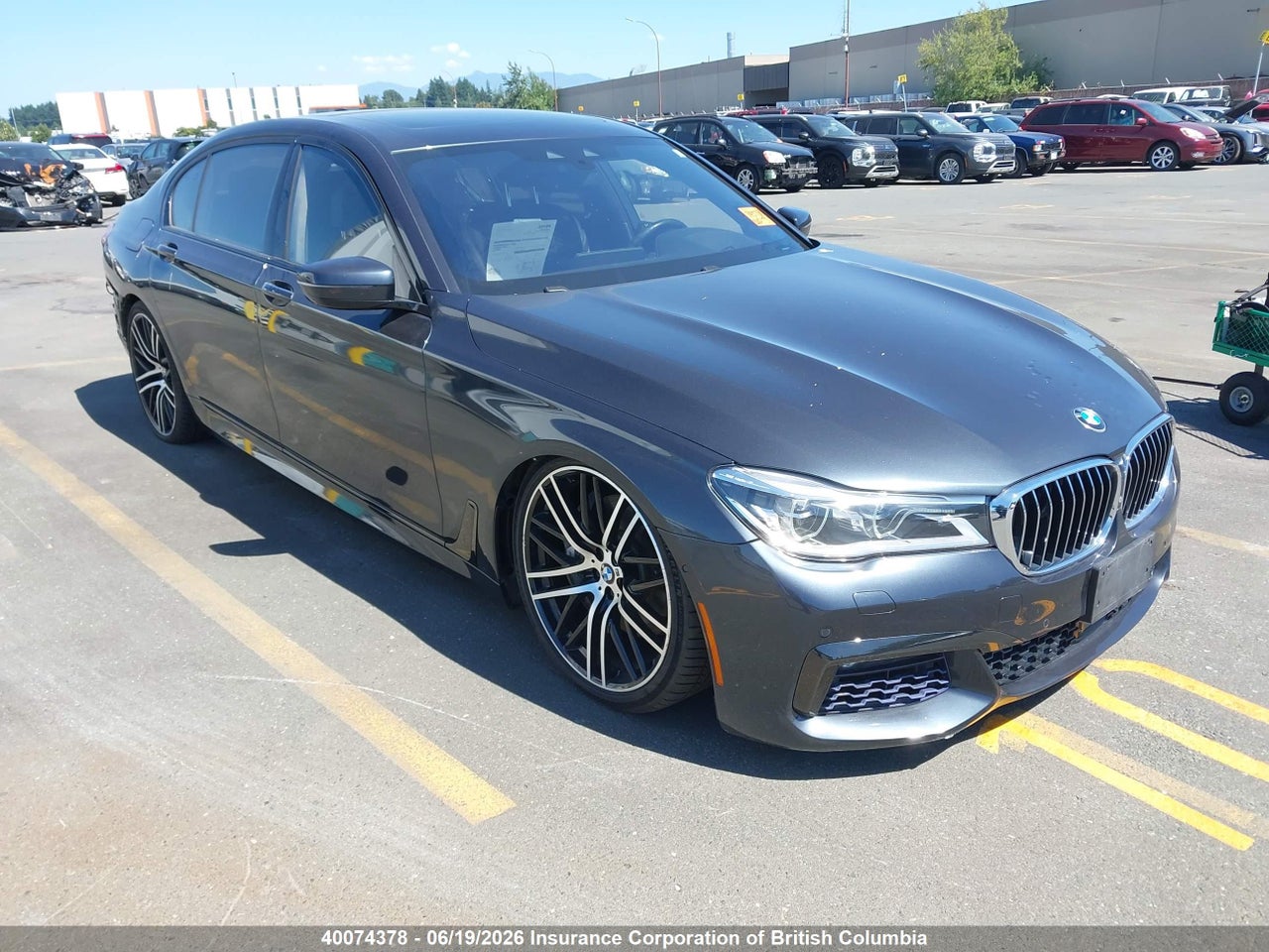 WBA7F2C51GG418727 · 2016 BMW 750LI
