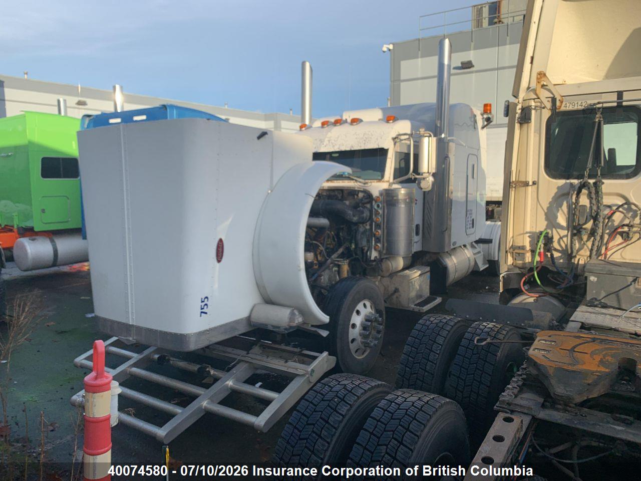 1XP5DB9X86D644125 · 2006 PETERBILT 379 · 2/10