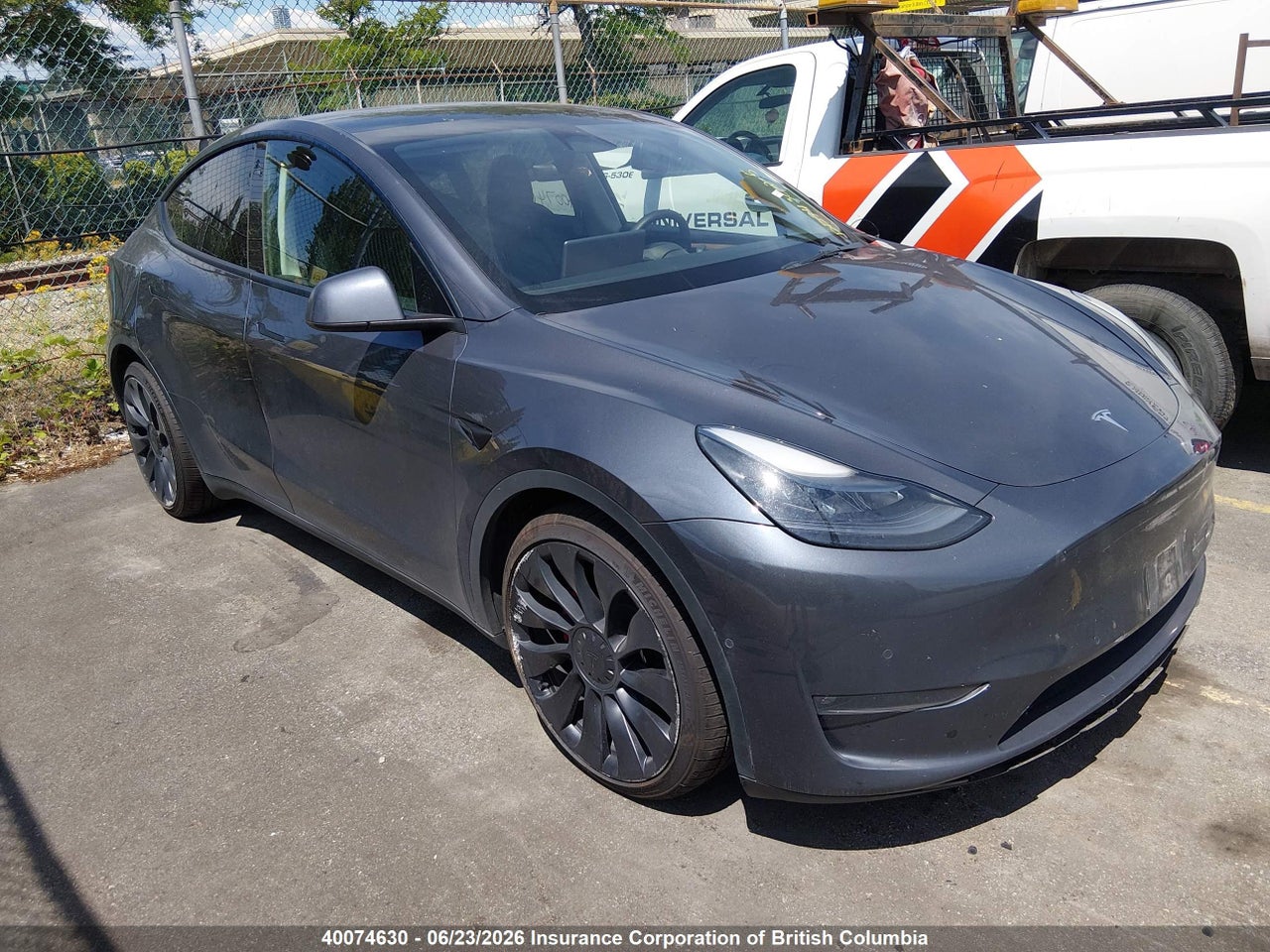7SAYGDEF6NF564783 · 2022 TESLA MODEL Y