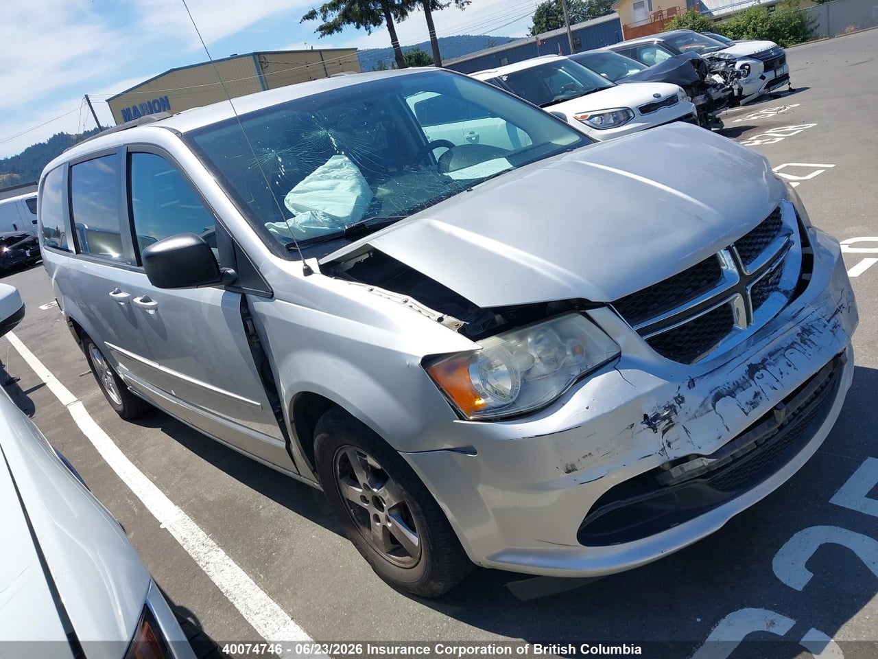 2D4RN4DG9BR763332 · 2011 DODGE GRAND CARAVAN EXPRESS