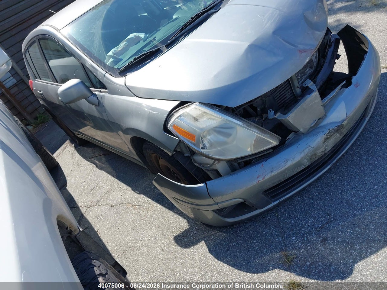 3N1BC13E78L386270 · 2008 NISSAN VERSA S/SL