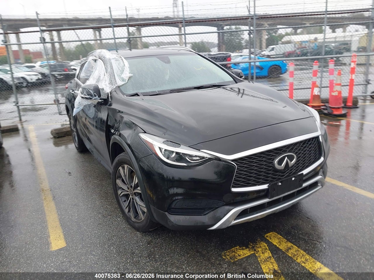SJKCH5CR0JA004121 · 2018 INFINITI QX30