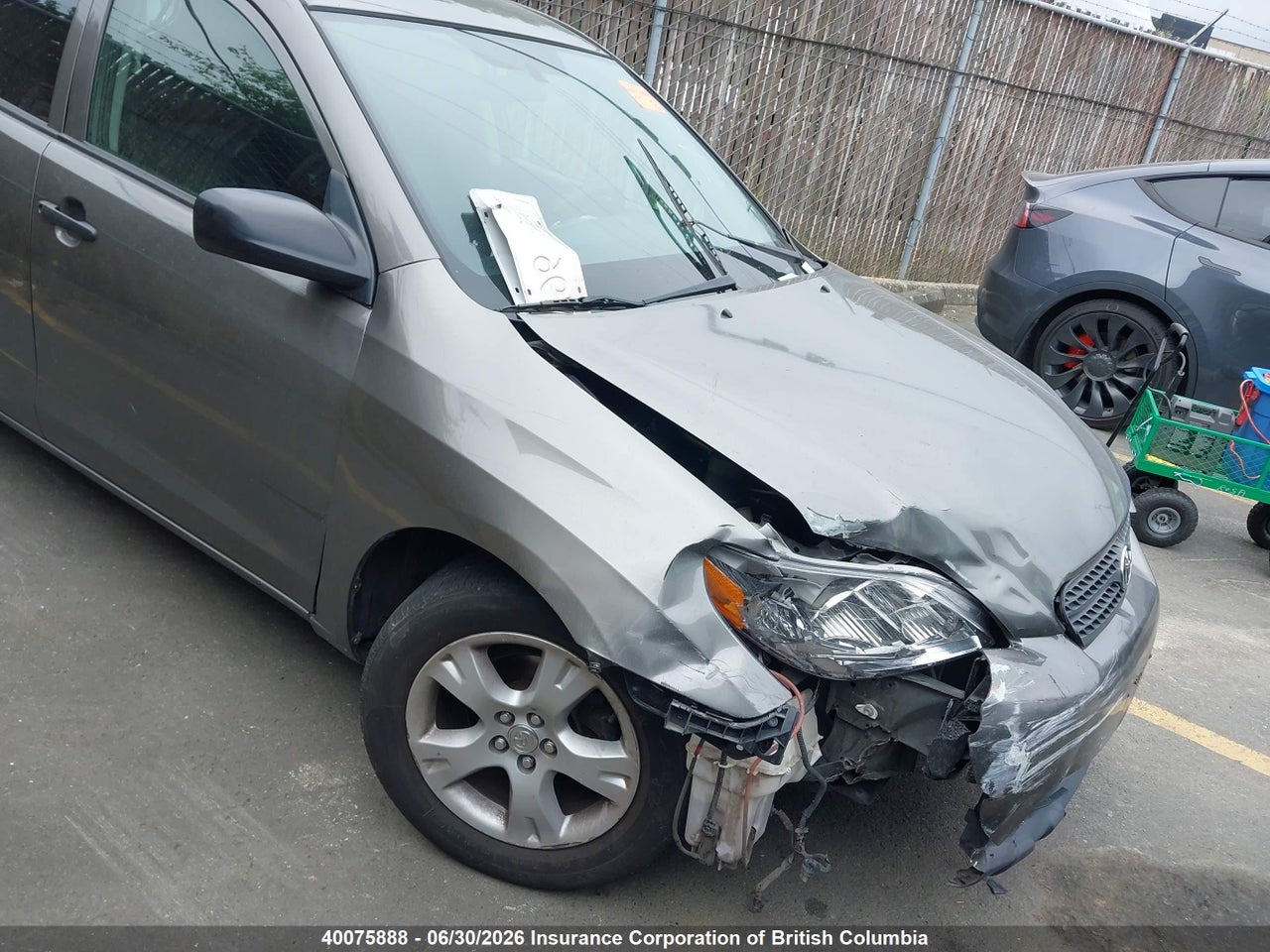 2T1KR32E56C583222 · 2006 TOYOTA COROLLA MATRIX XR
