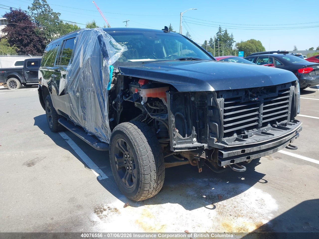 1GNSKHKC5KR185547 · 2019 CHEVROLET SUBURBAN LT