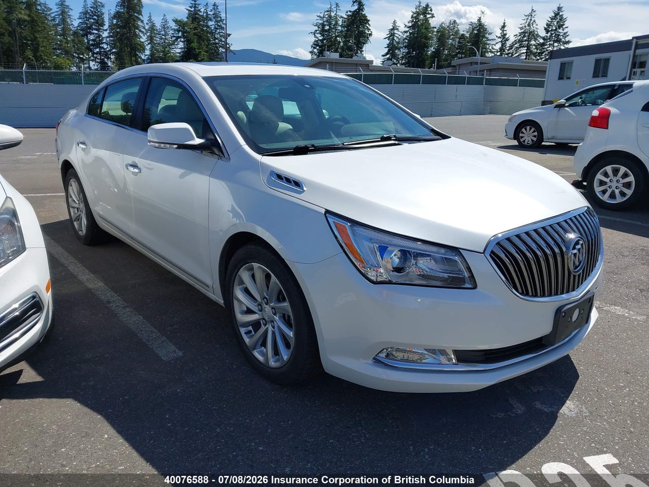 1G4GB5G39GF197226 · 2016 BUICK LACROSSE LEATHER