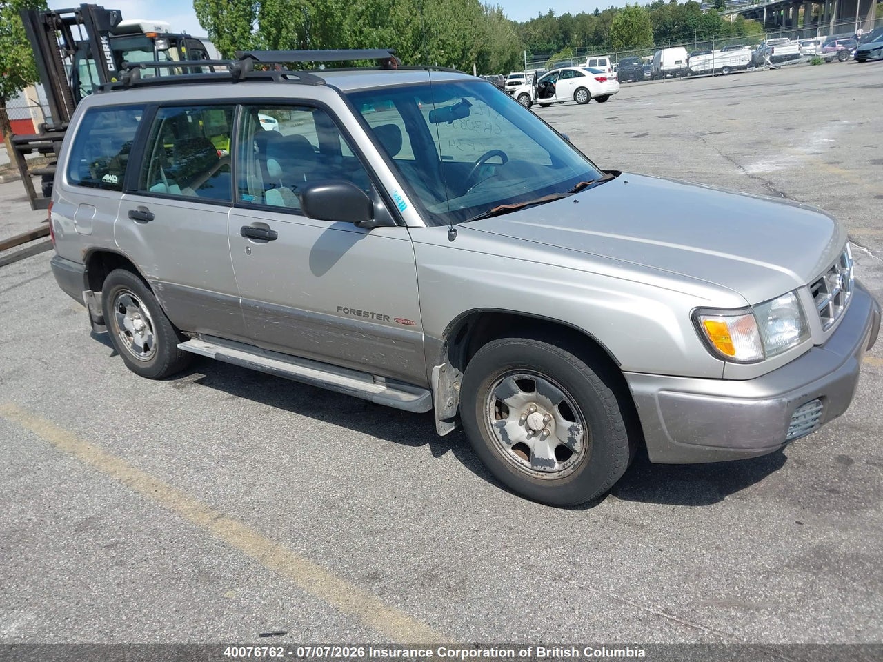 JF1SF6351YH713171 · 2000 SUBARU FORESTER L