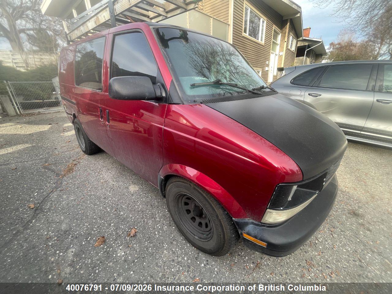 1GCDM19WXYB161734 · 2000 CHEVROLET ASTRO