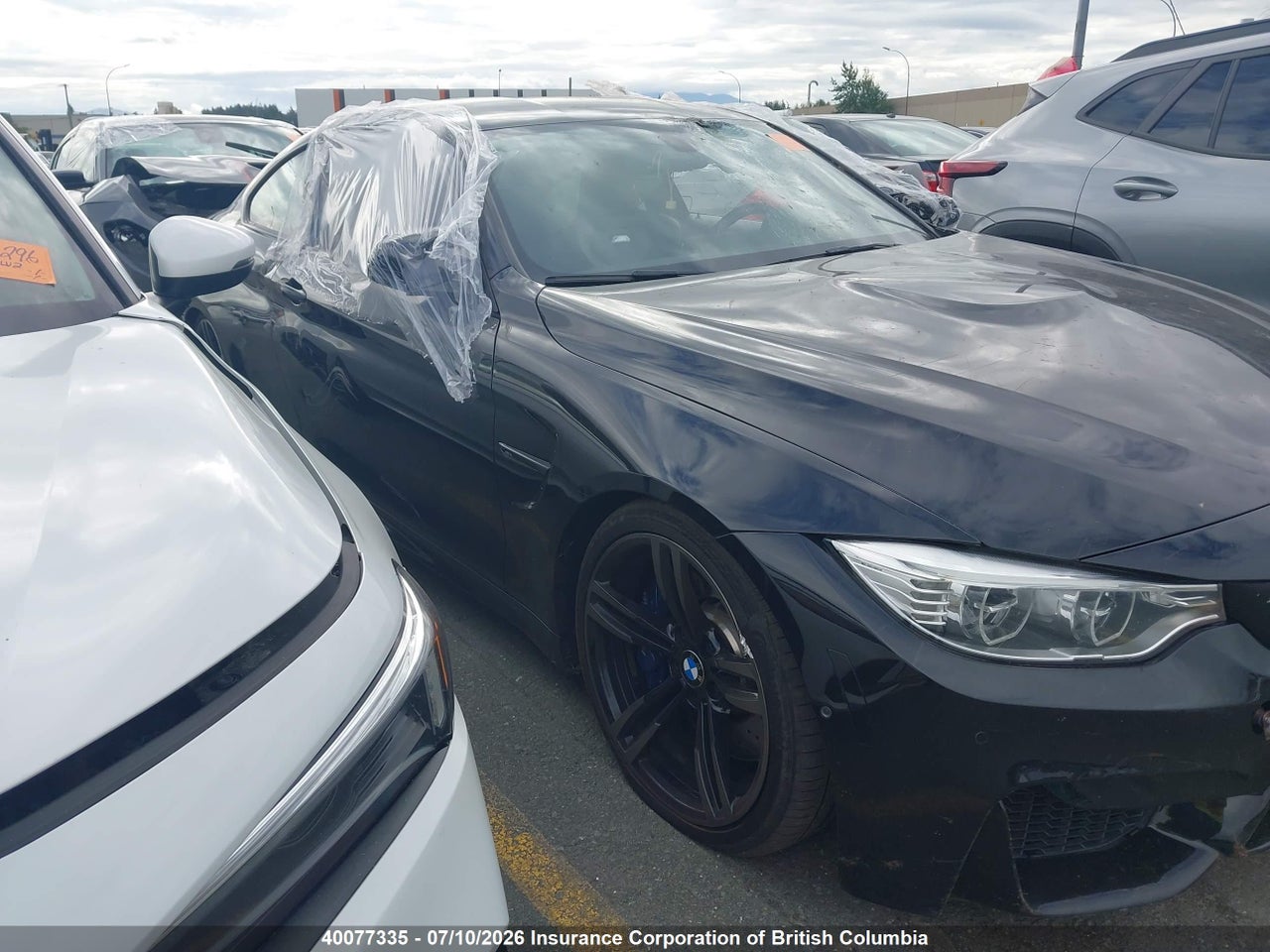 WBS3R9C56HK708888 · 2017 BMW M4