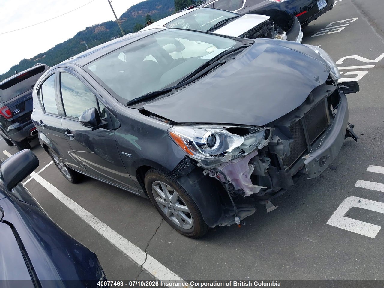 JTDKDTB38F1086635 · 2015 TOYOTA Prius c