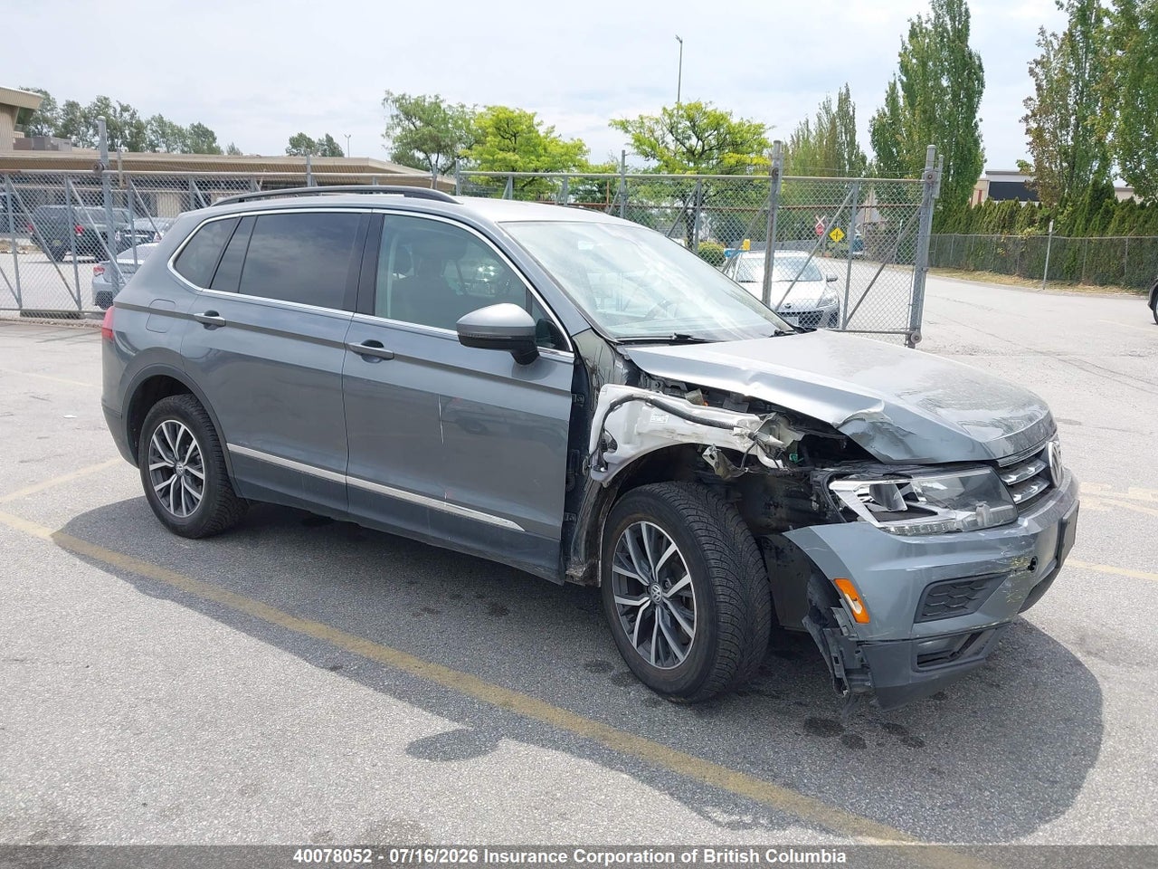 3VV2B7AX0JM114491 · 2018 VOLKSWAGEN TIGUAN SE/SEL