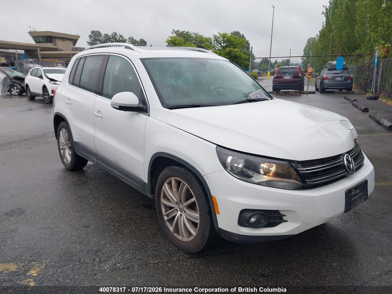 WVGJV3AX4EW572627 · 2014 VOLKSWAGEN TIGUAN S/SE/SEL/R-LINE