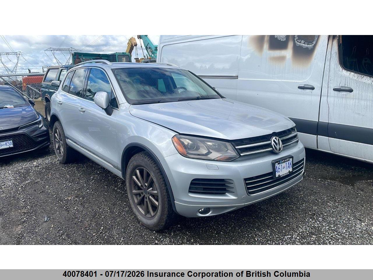 WVGDF9BP5BD004910 · 2011 VOLKSWAGEN TOUAREG V6