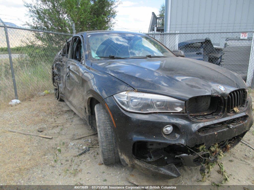 5UXKU2C35H0X47182 · 2017 BMW x6