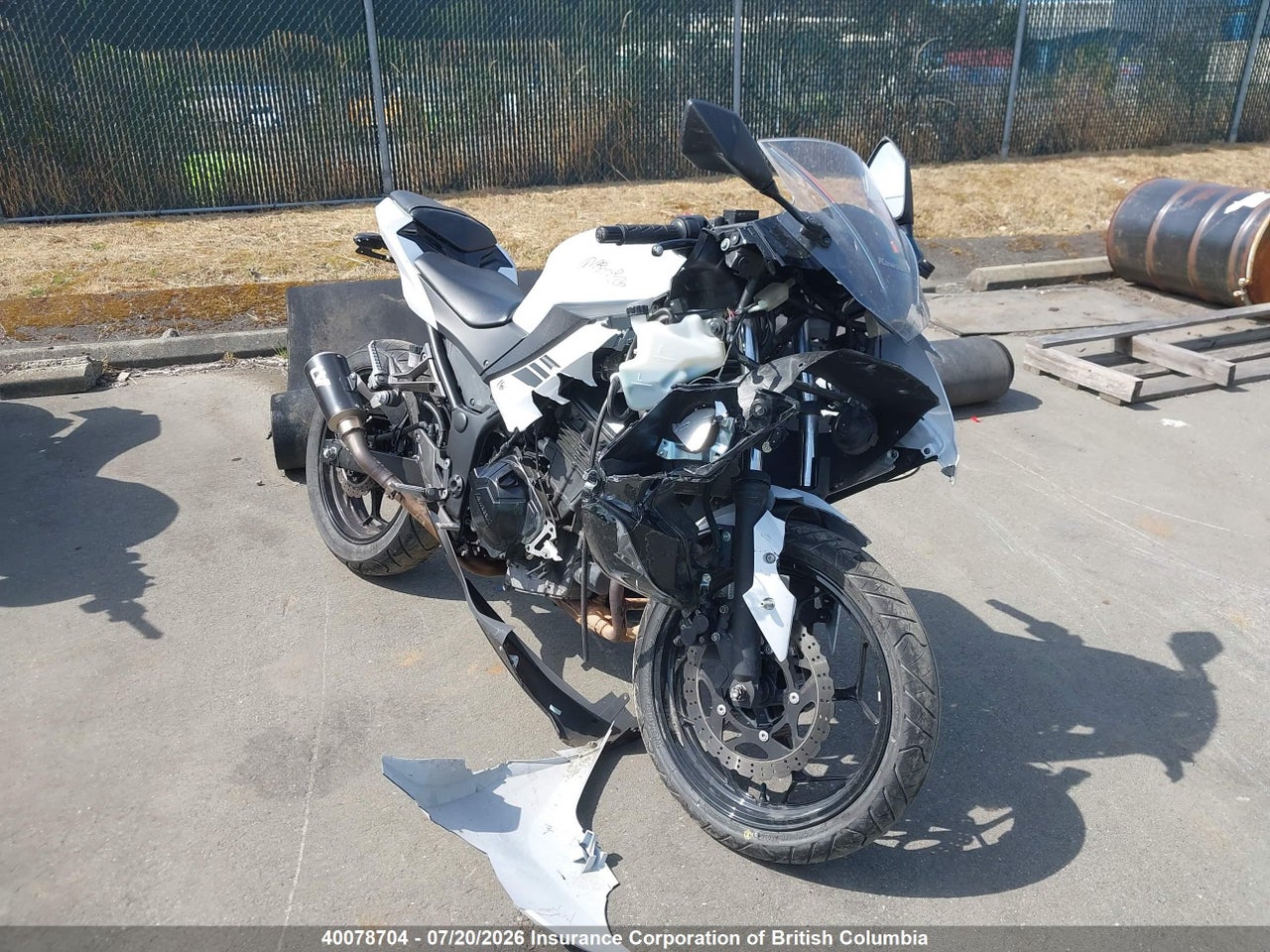 JKAEX8A19HDA33183 · 2017 KAWASAKI EX300 A