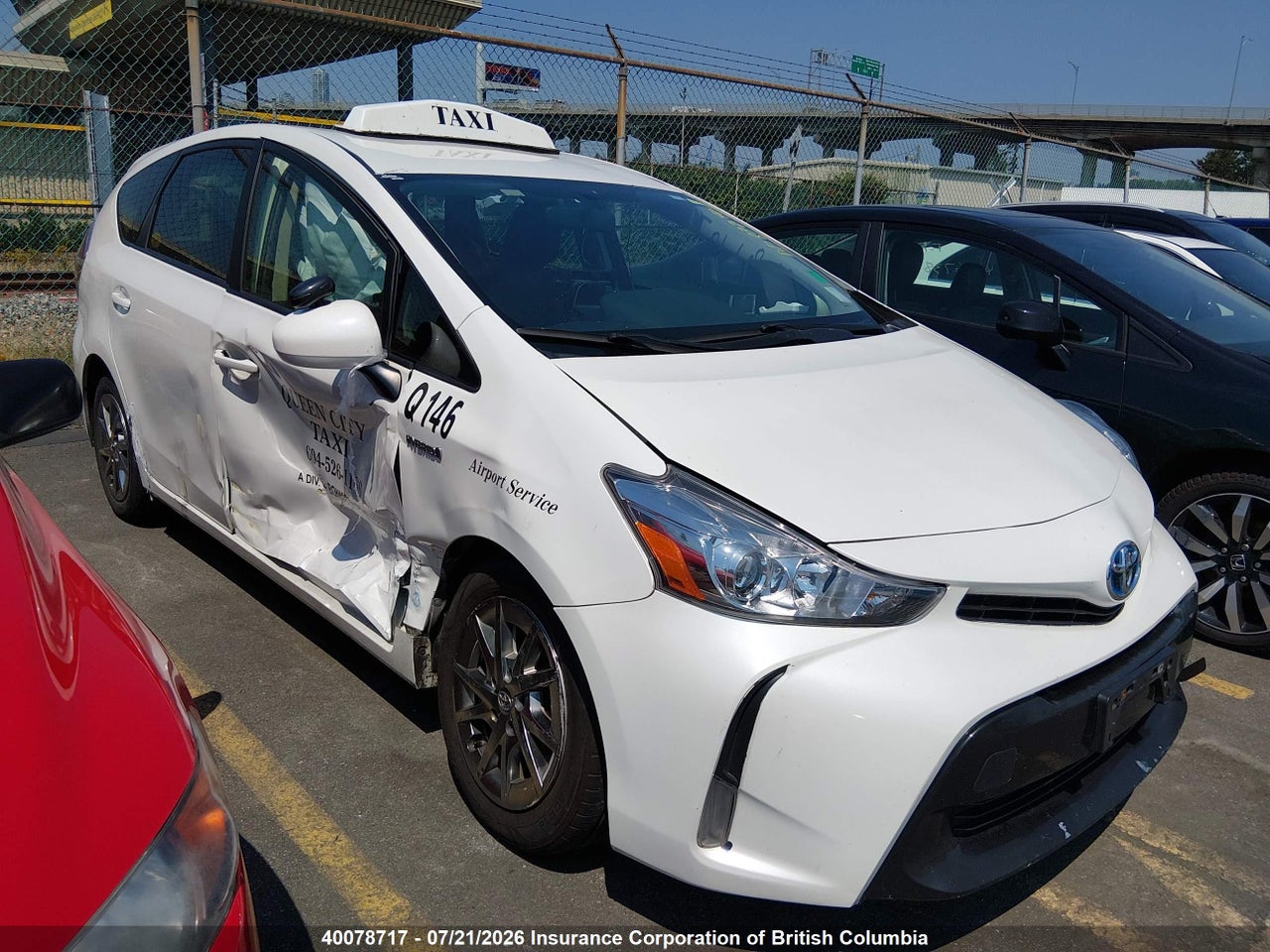 JTDZN3EUXHJ068186 · 2017 TOYOTA PRIUS V