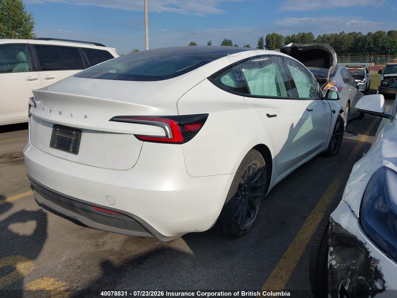 LRW3E7FA5RC262614 · 2024 TESLA MODEL 3 · 4/22
