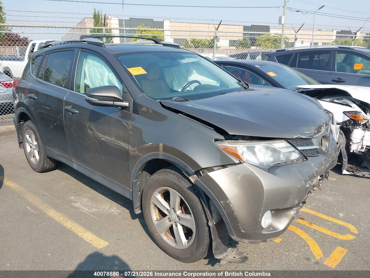 2T3WFREV5DW069074 · 2013 TOYOTA RAV4 XLE