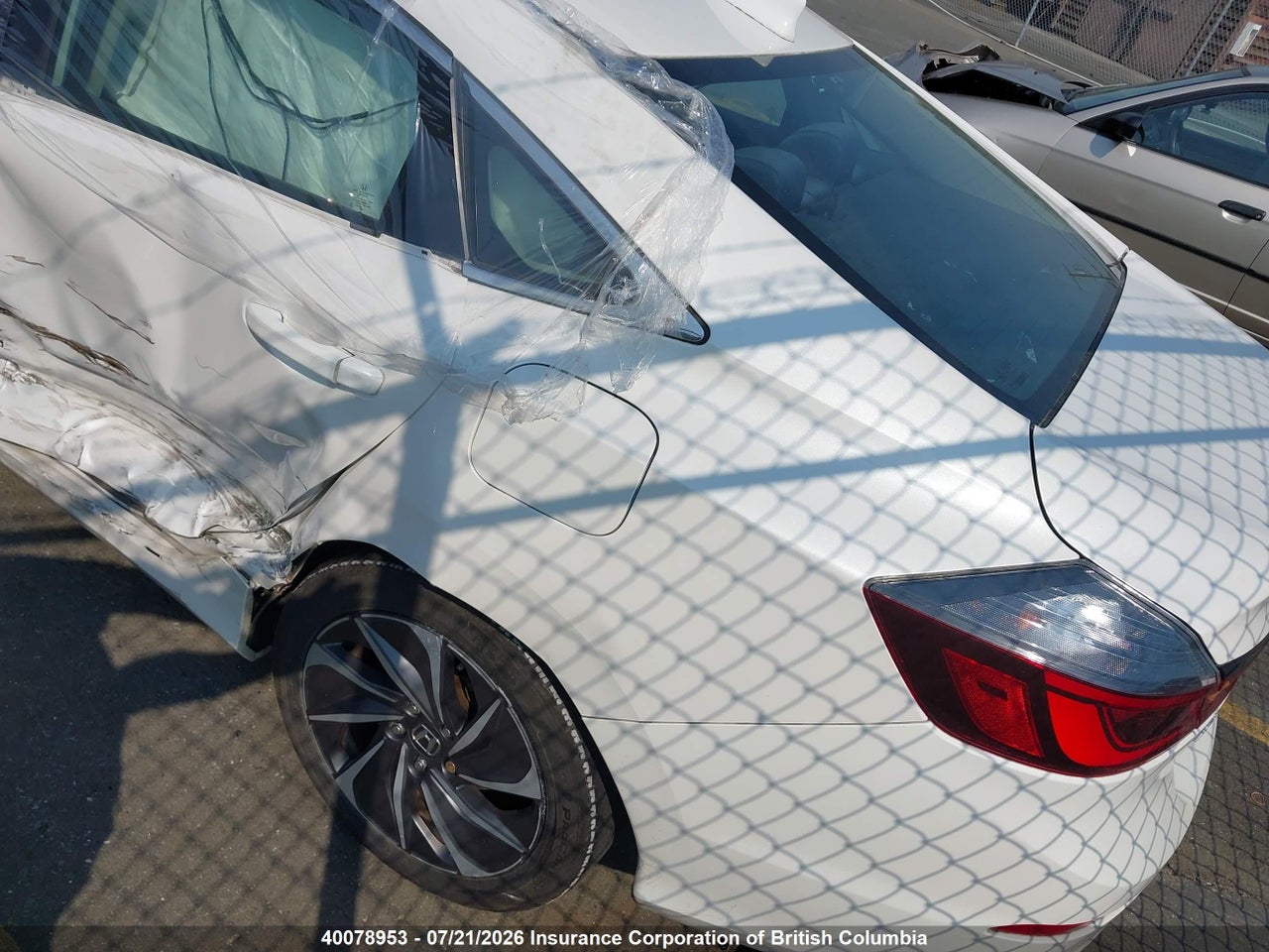 19XZE4F53KE400745 · 2019 HONDA INSIGHT EX · 3/21