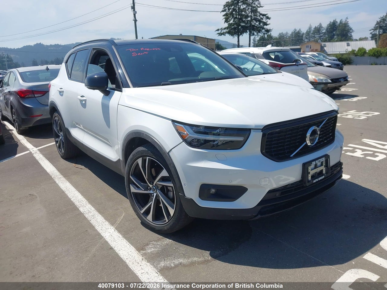 YV4162XZ5K2002463 · 2019 VOLVO XC40