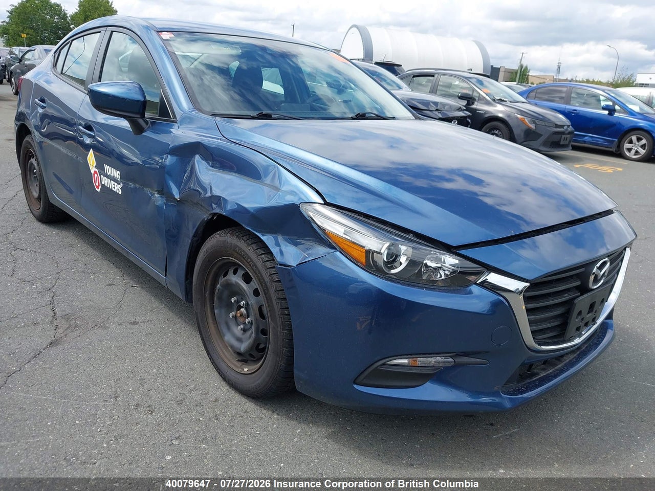 3MZBN1U72JM276148 · 2018 MAZDA MAZDA3 GX