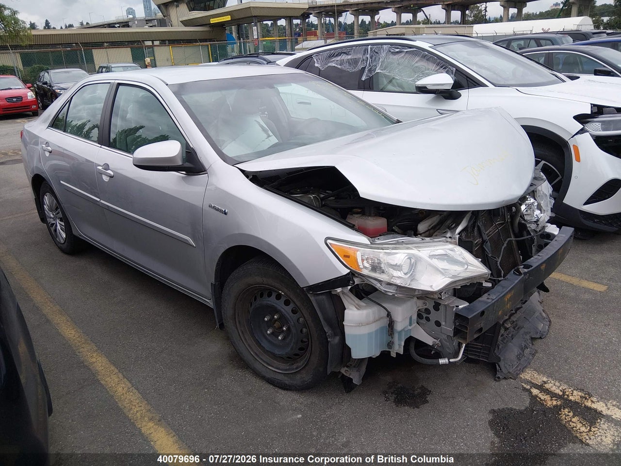 4T1BD1FK7DU079219 · 2013 TOYOTA CAMRY HYBRID/LE/XLE