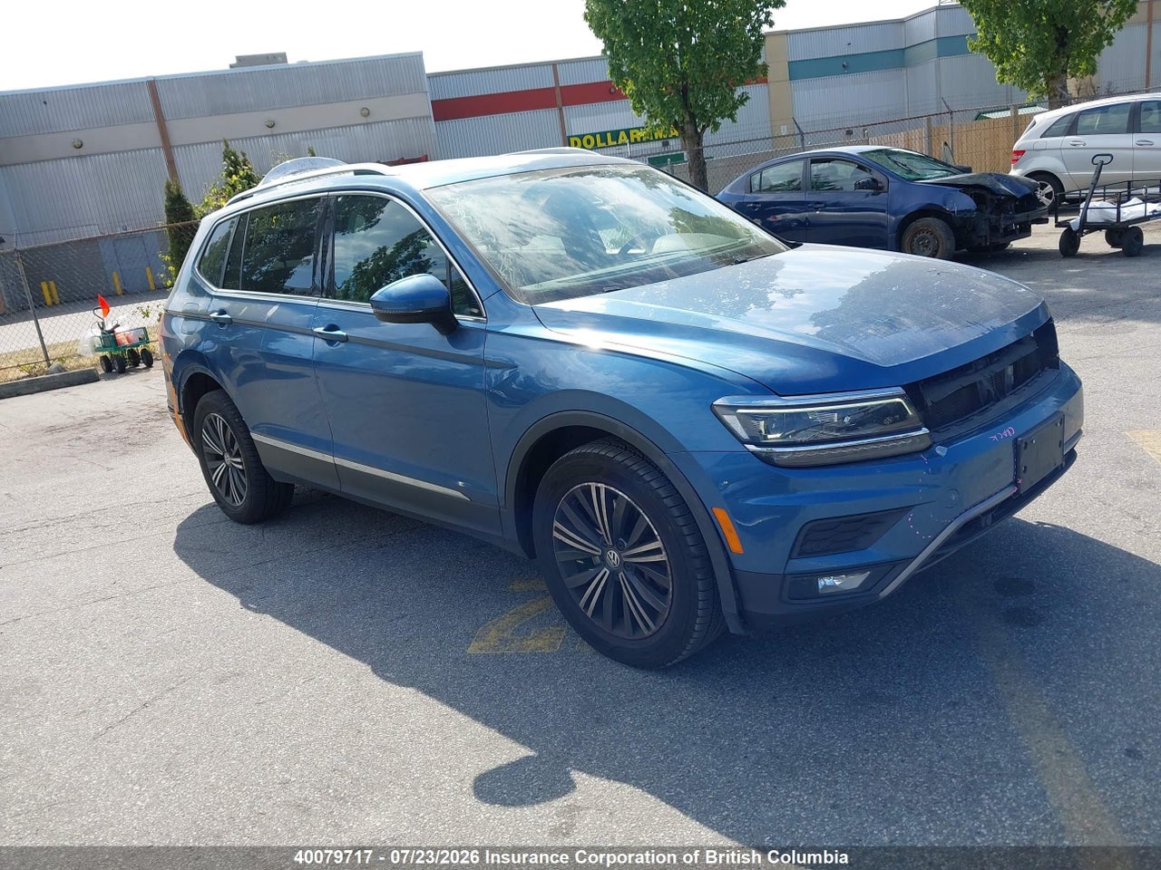 3VV4B7AX5JM032894 · 2018 VOLKSWAGEN TIGUAN SEL PREMIUM