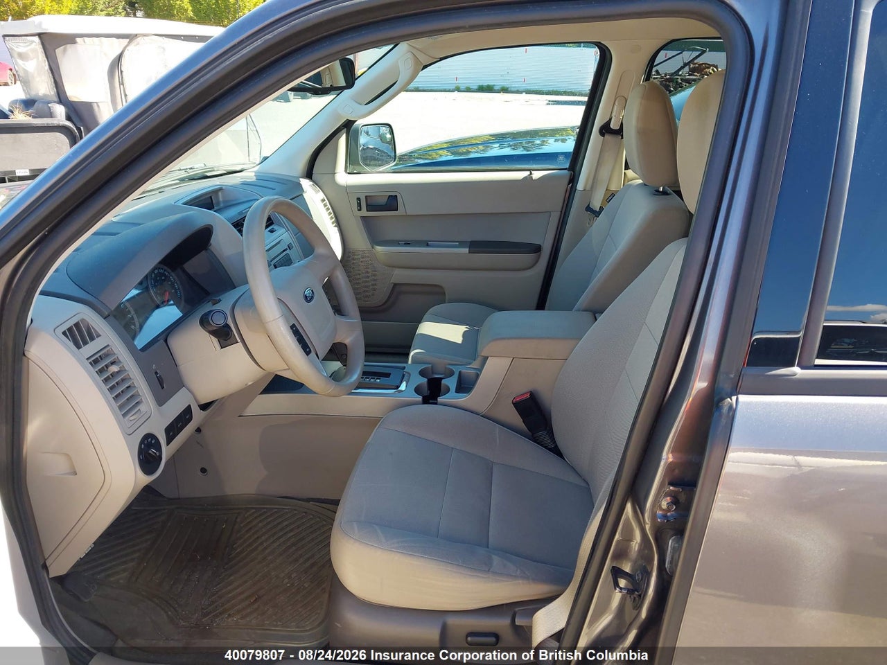 1FMCU0D72BKC14905 · 2011 FORD ESCAPE XLT · 5/17