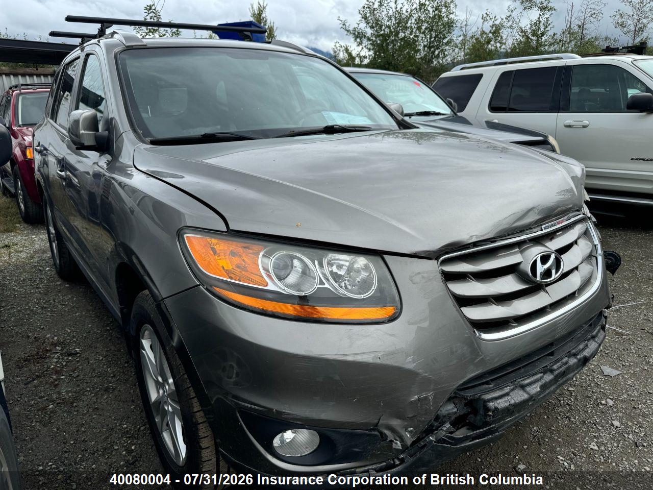 5XYZG4AG8BG037929 · 2011 HYUNDAI SANTA FE GLS