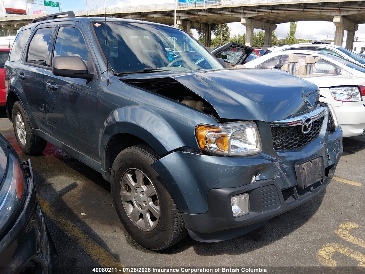 4F2CY9C70AKM09351 · 2010 MAZDA TRIBUTE I