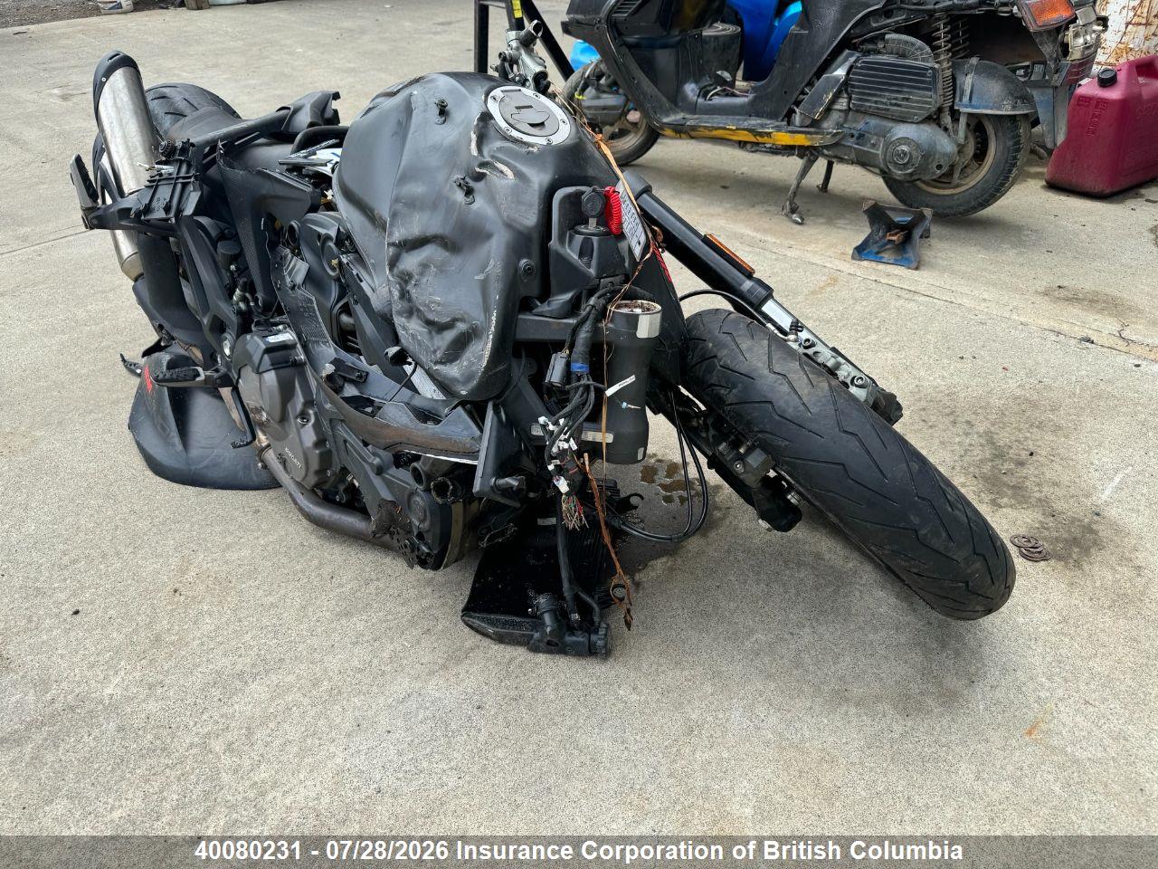 ZDMMAMDT5NB****** · 2022 DUCATI MONSTER