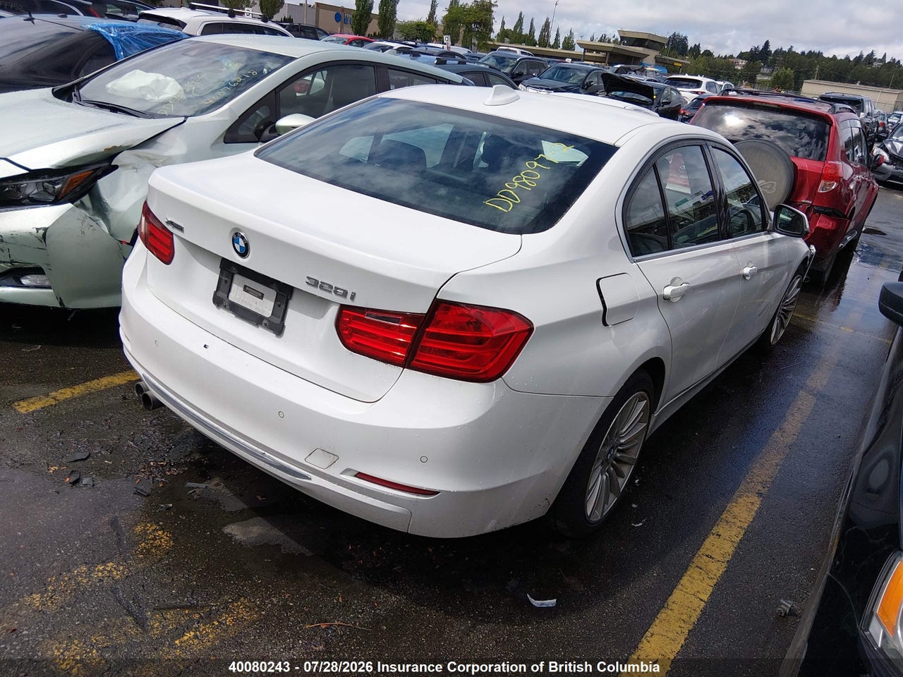 WBA3B3C55DF534367 · 2013 BMW 328 XI · 4/21