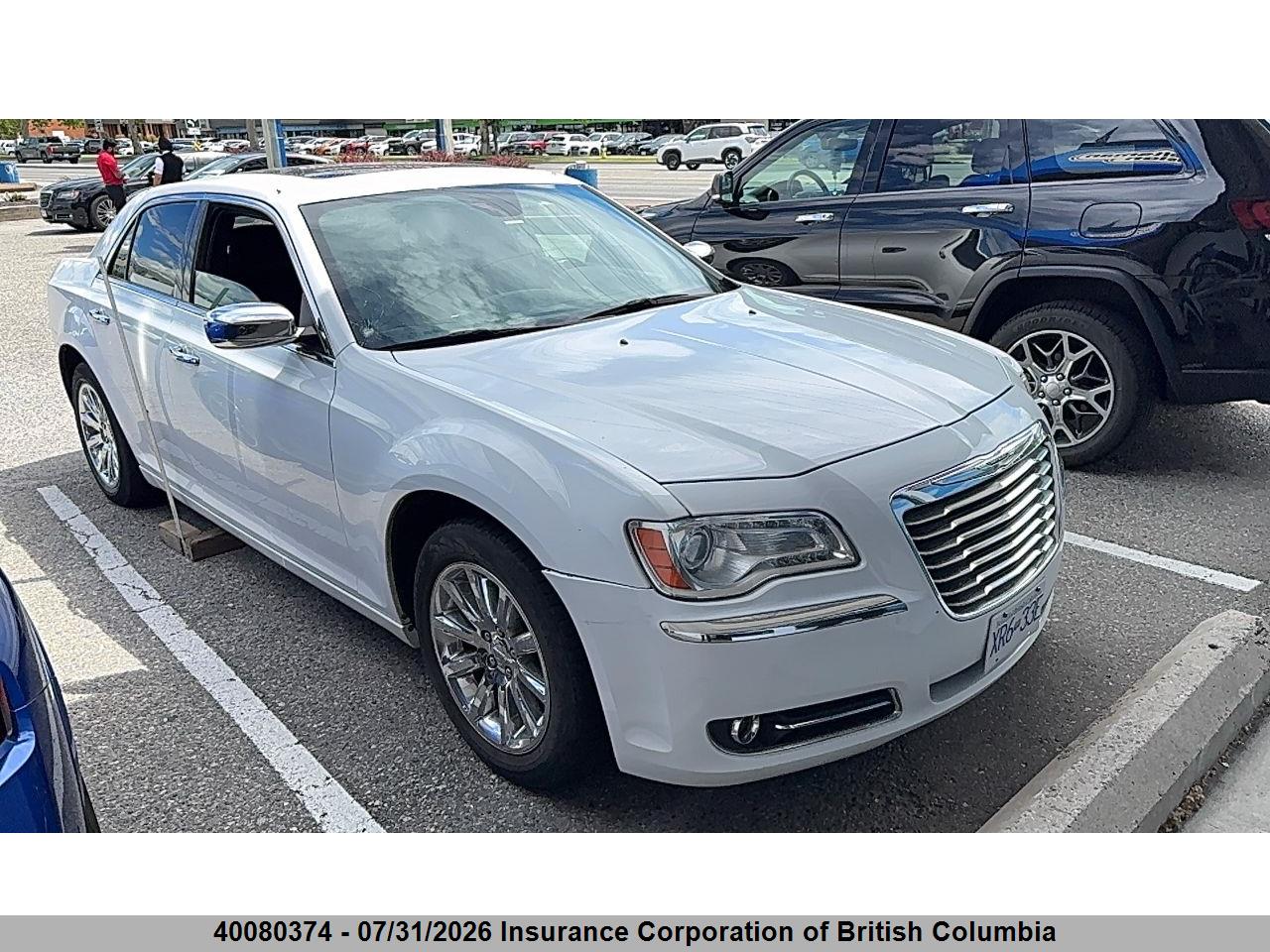 2C3CA6CT5BH558836 · 2011 CHRYSLER 300C