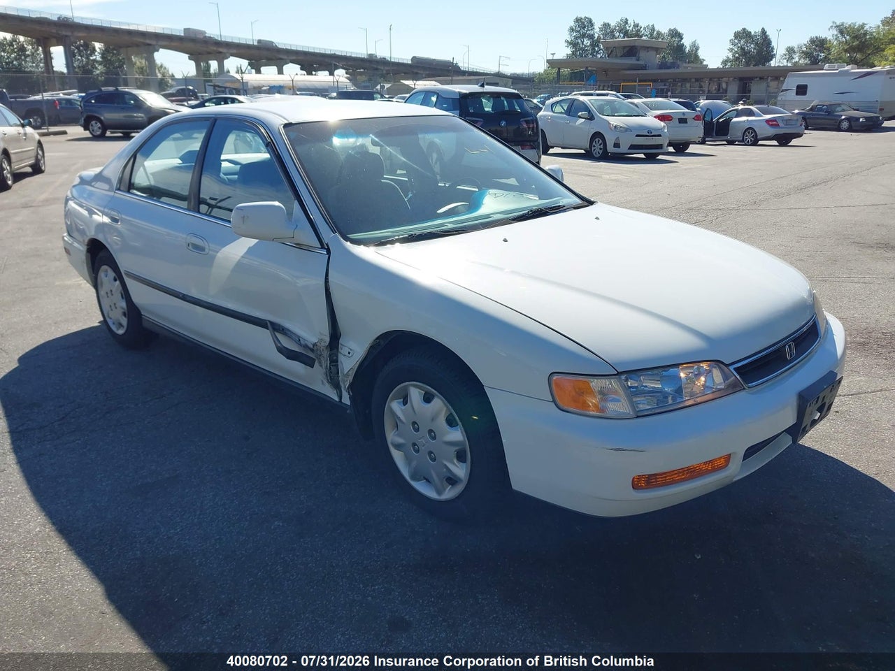 1HGCD5643TA807847 · 1996 HONDA ACCORD LX/EX