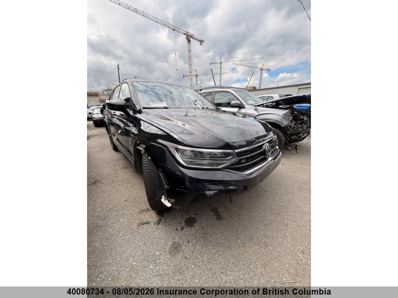 3VV8B7AX2RM033854 · 2024 VOLKSWAGEN TIGUAN SE R-LINE BLACK