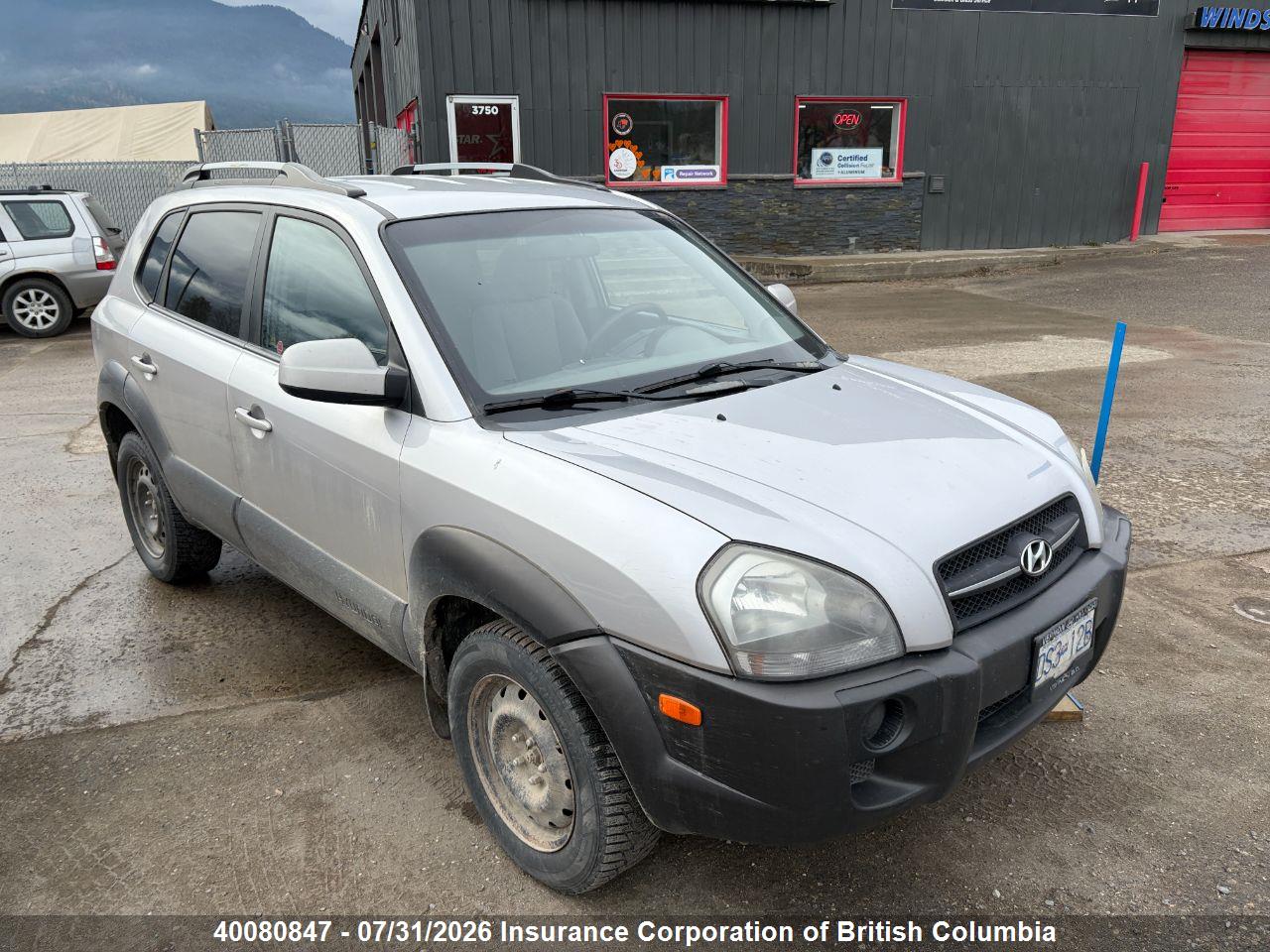 KM8JM12D85U199177 · 2005 HYUNDAI TUCSON GL