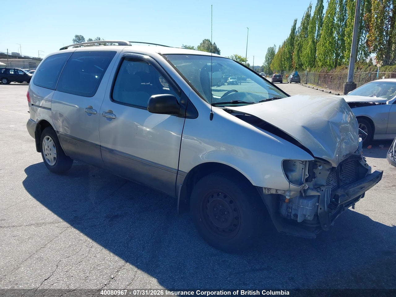 4T3ZF19CX2U493435 · 2002 TOYOTA SIENNA CE