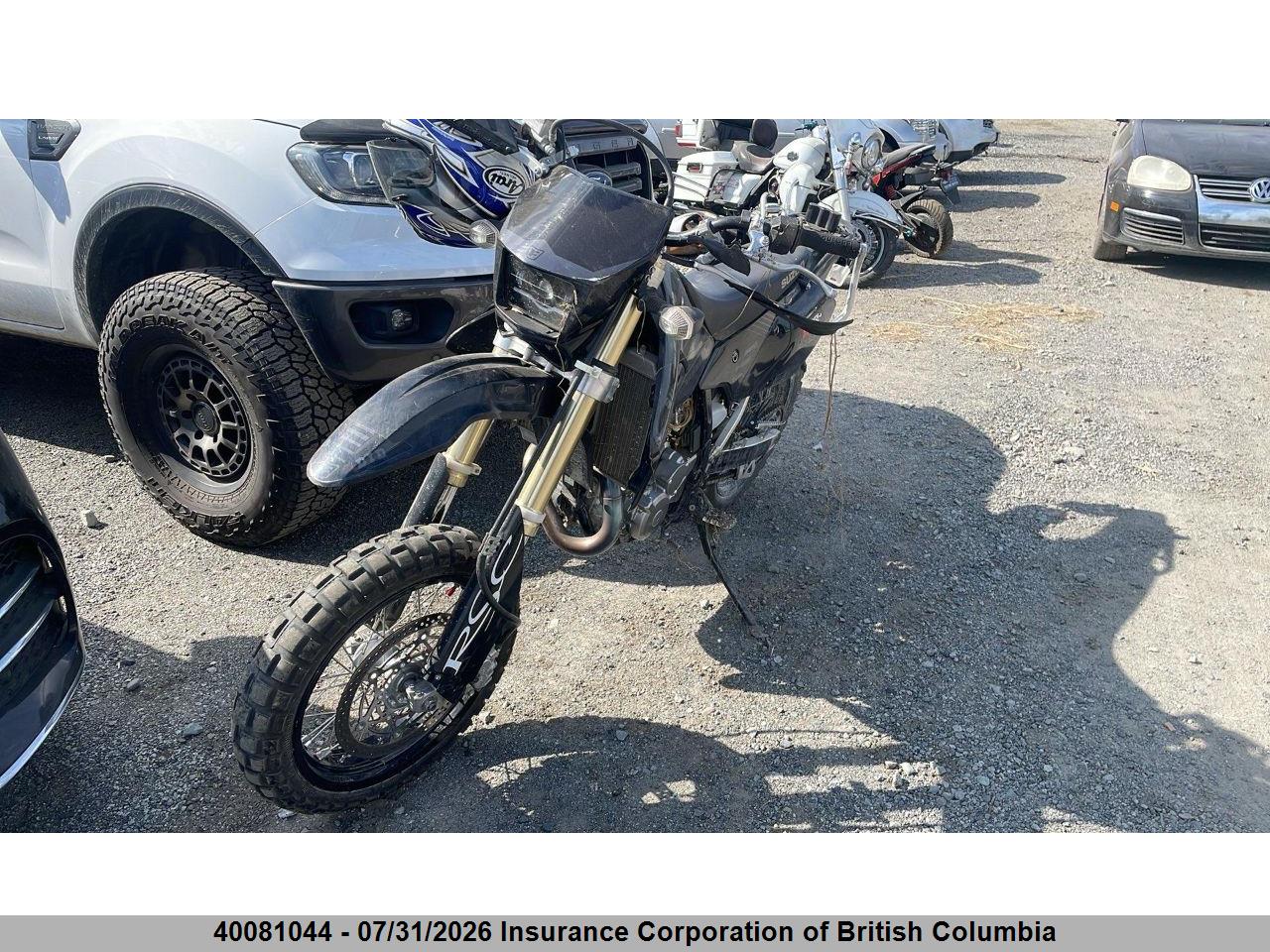JS1SK44A4B2100052 · 2011 SUZUKI DR-Z400 SM