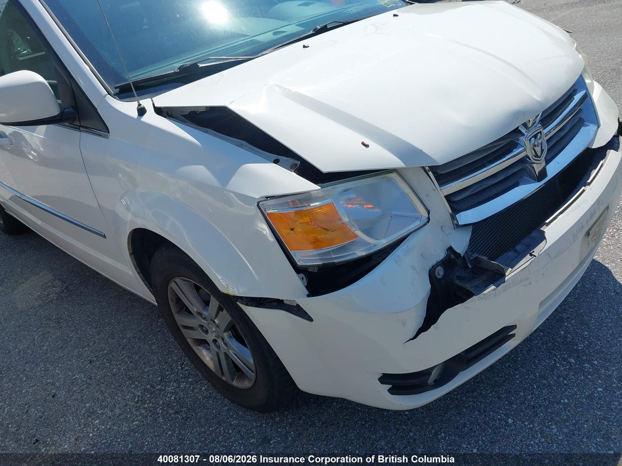 2D4RN4DEXAR307918 · 2010 DODGE GRAND CARAVAN SE